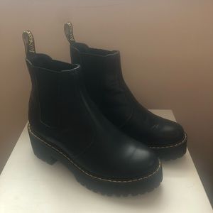Doc Marten’s Dr Marten’s Rometty Chelsea Boots US 7 UK 5